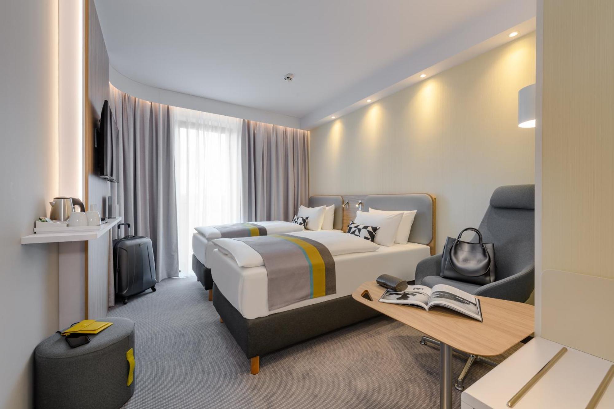 Holiday Inn Express - Fulda By Ihg Exterior photo