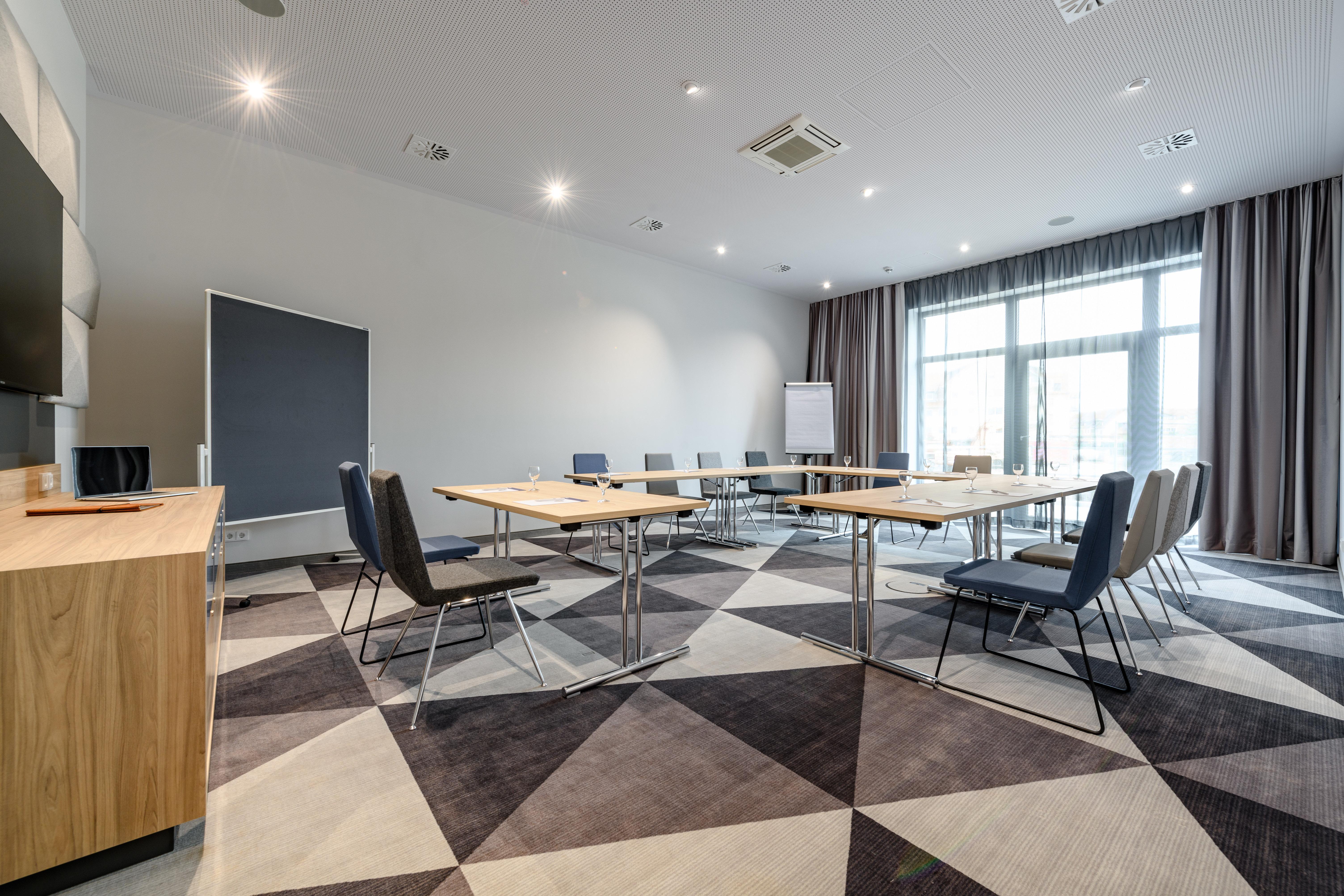 Holiday Inn Express - Fulda By Ihg Exterior photo