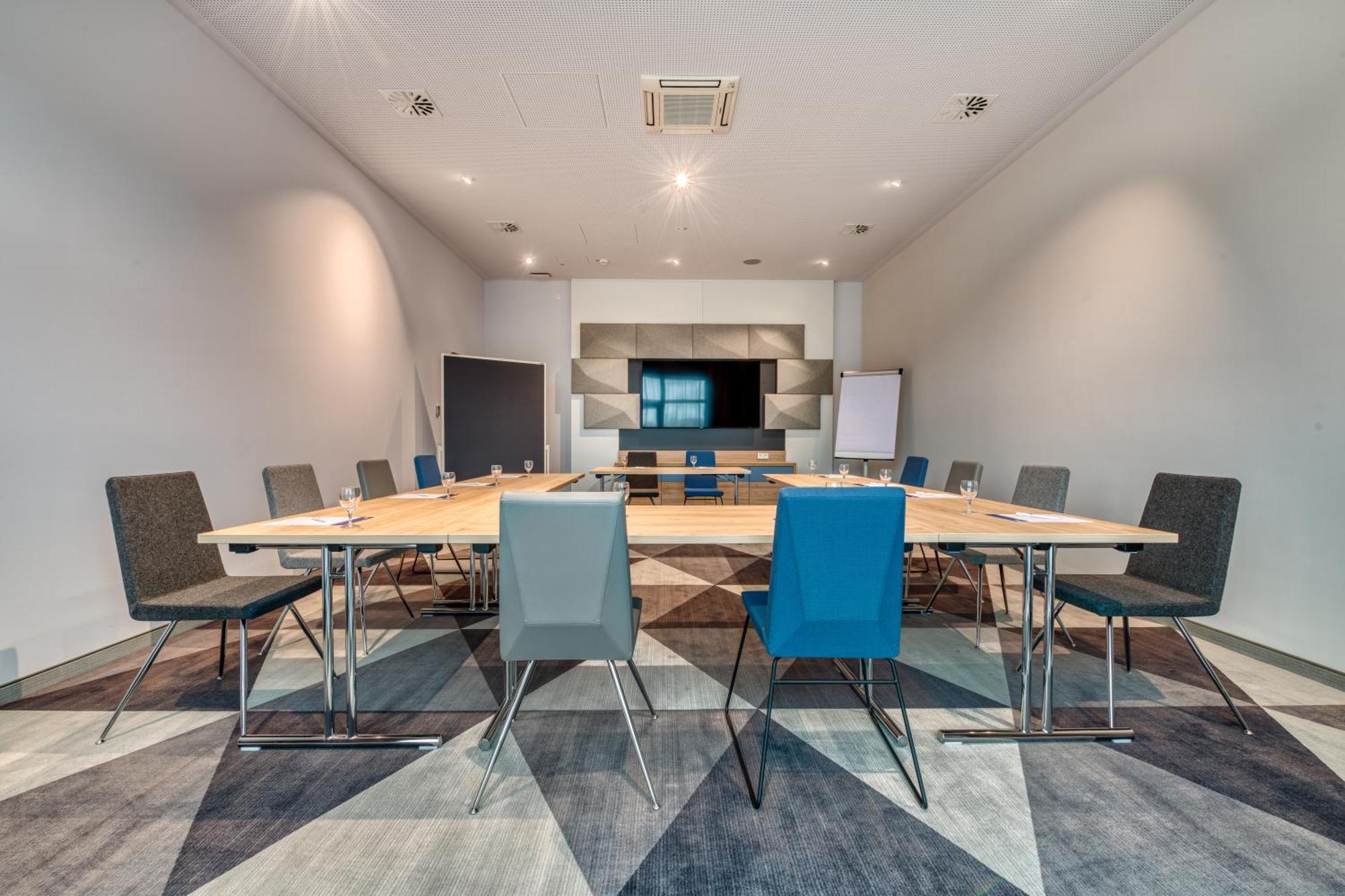Holiday Inn Express - Fulda By Ihg Exterior photo